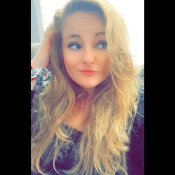 Meet your Posher, Chelsey - Picture 1 of 1